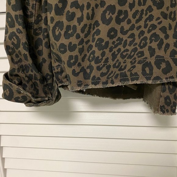 Sanctuary Cheetah Raw Hem Trucker Jacket / Shacket - Picture 4 of 4